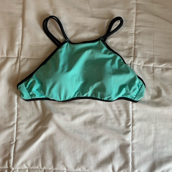 Halter neck bikini top - Picture 1 of 1